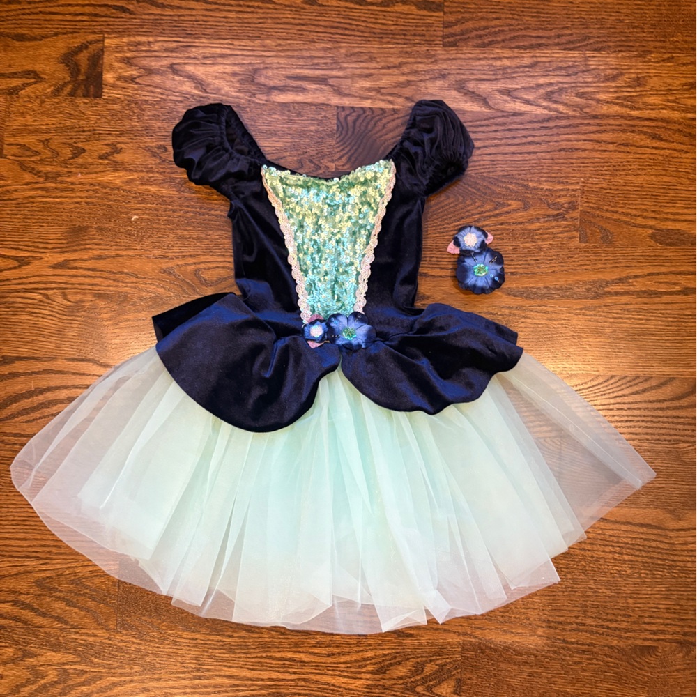 Girls Dance Costume small 6/7